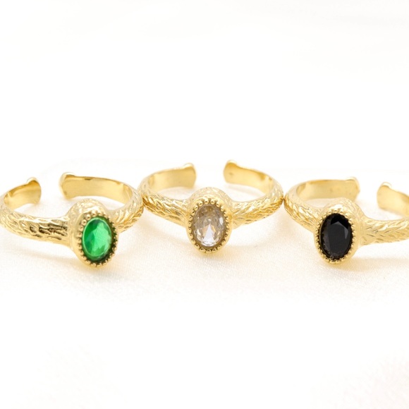 Yulz Ring - Picture 3 of 4